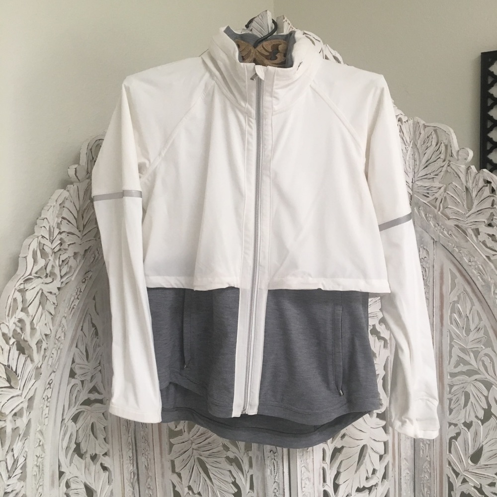 Athleta Quick Step Runners Reflective Jacket - image 1